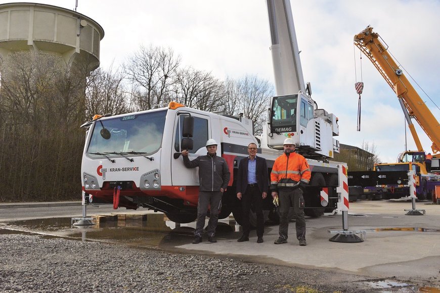 CT Kranservice takes delivery of new Demag AC 100-4L